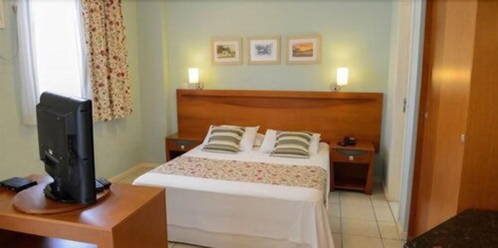 Montese Tower Hotel Resende Buitenkant foto